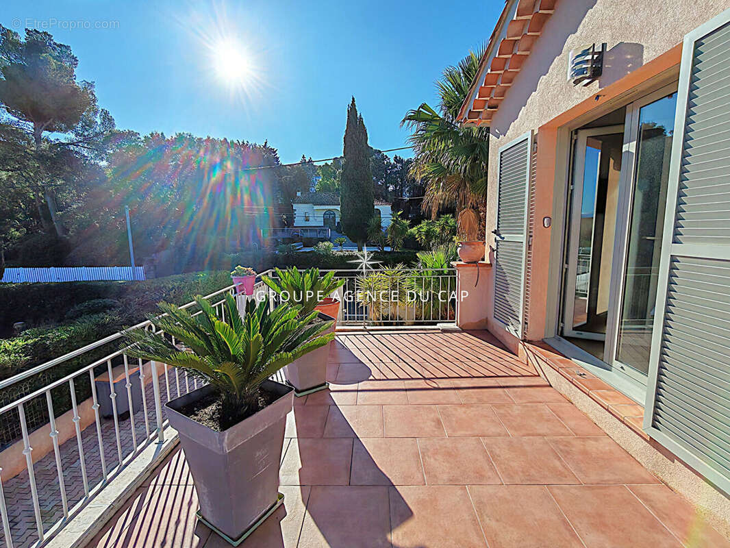 Maison à FREJUS