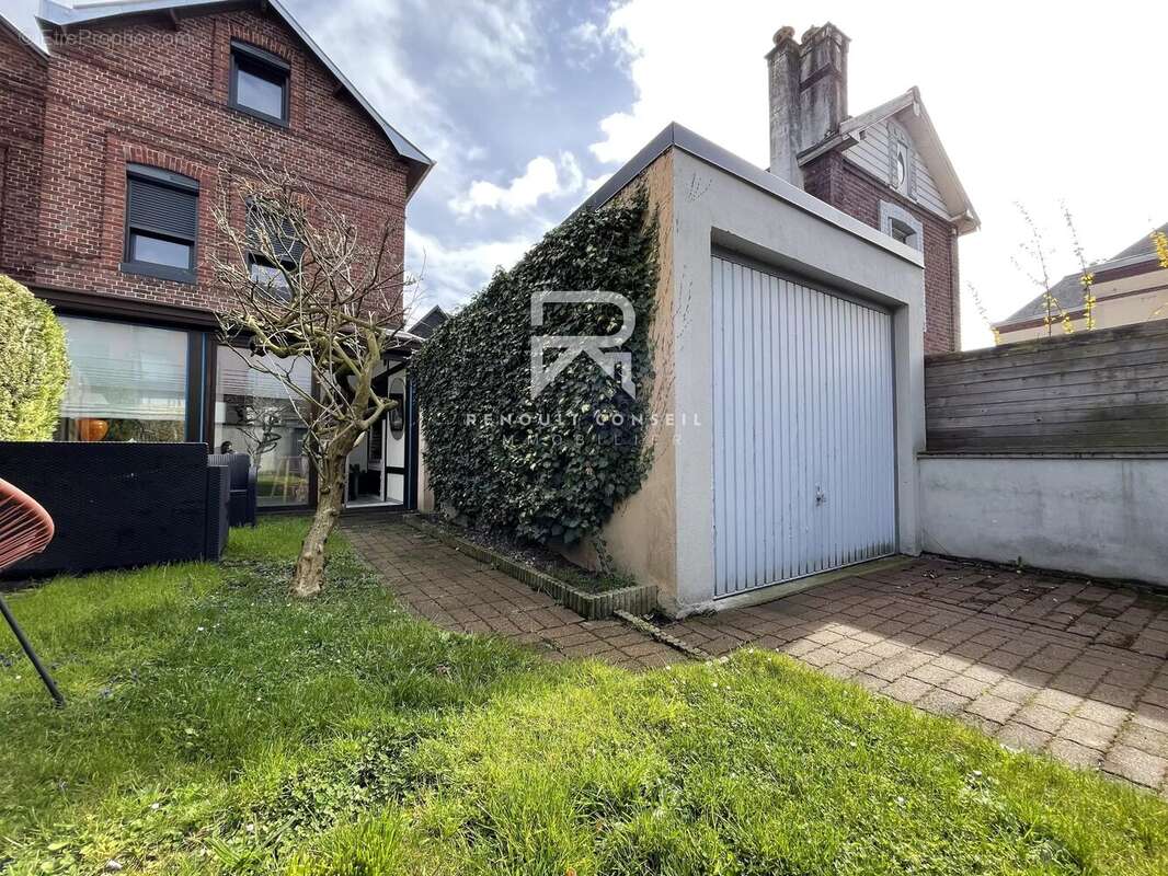 Maison à DEVILLE-LES-ROUEN