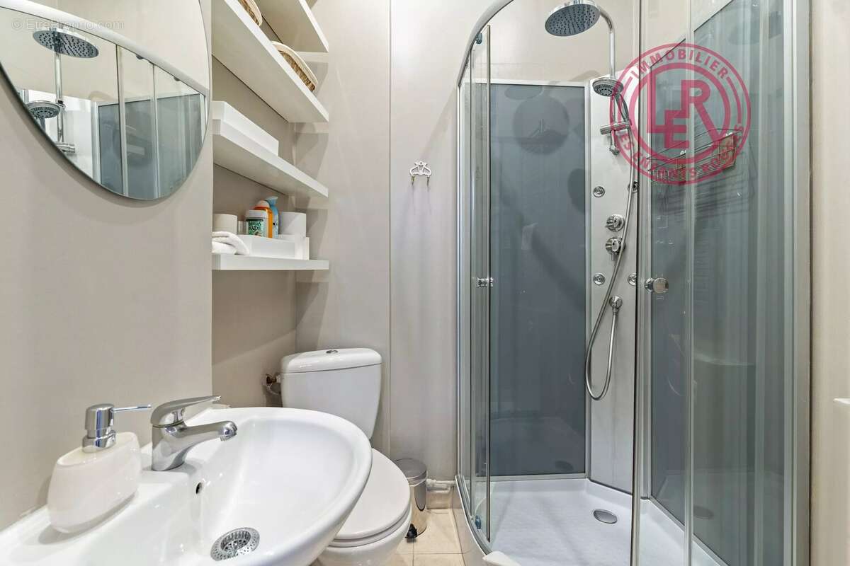 Appartement à PARIS-7E
