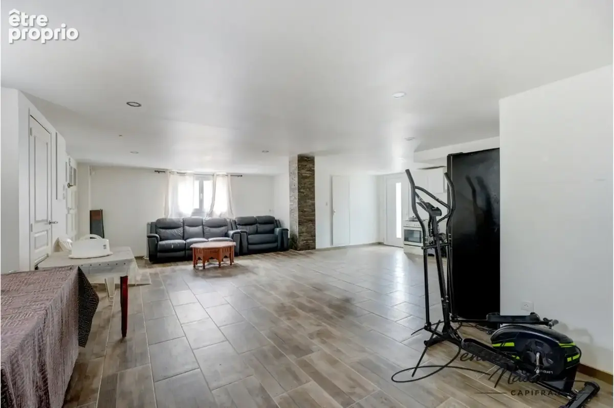 Maison familiale de 150 m² avec beau terrain de plus de 1 000 m² – Quartier Champ Plantier à Feyzin - photo 11