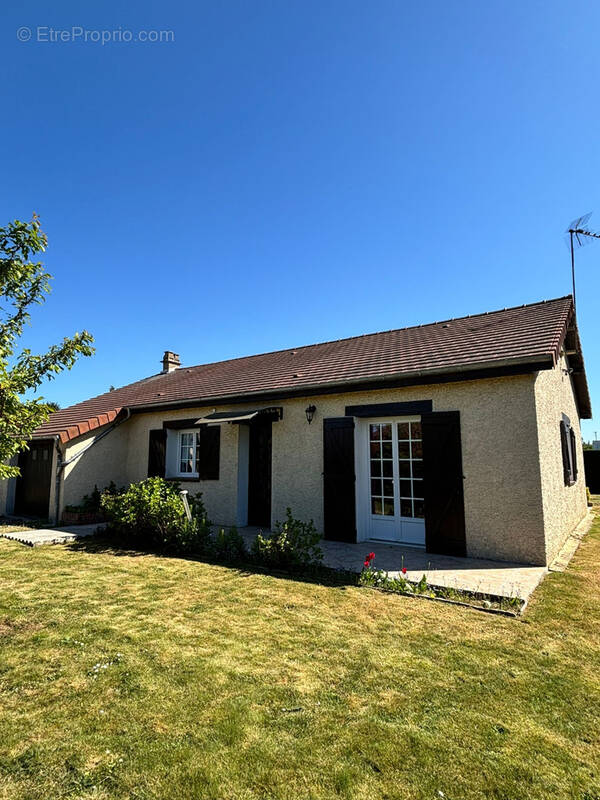 Maison à ILLIERS-L'EVEQUE