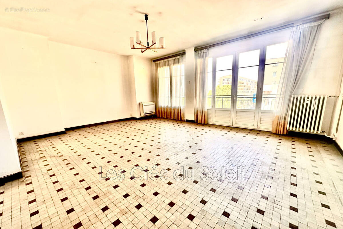 Appartement à TOULON