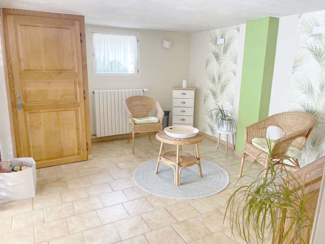 Maison à SAINTE-GENEVIEVE