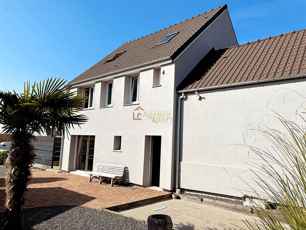 Maison à ESCOVILLE