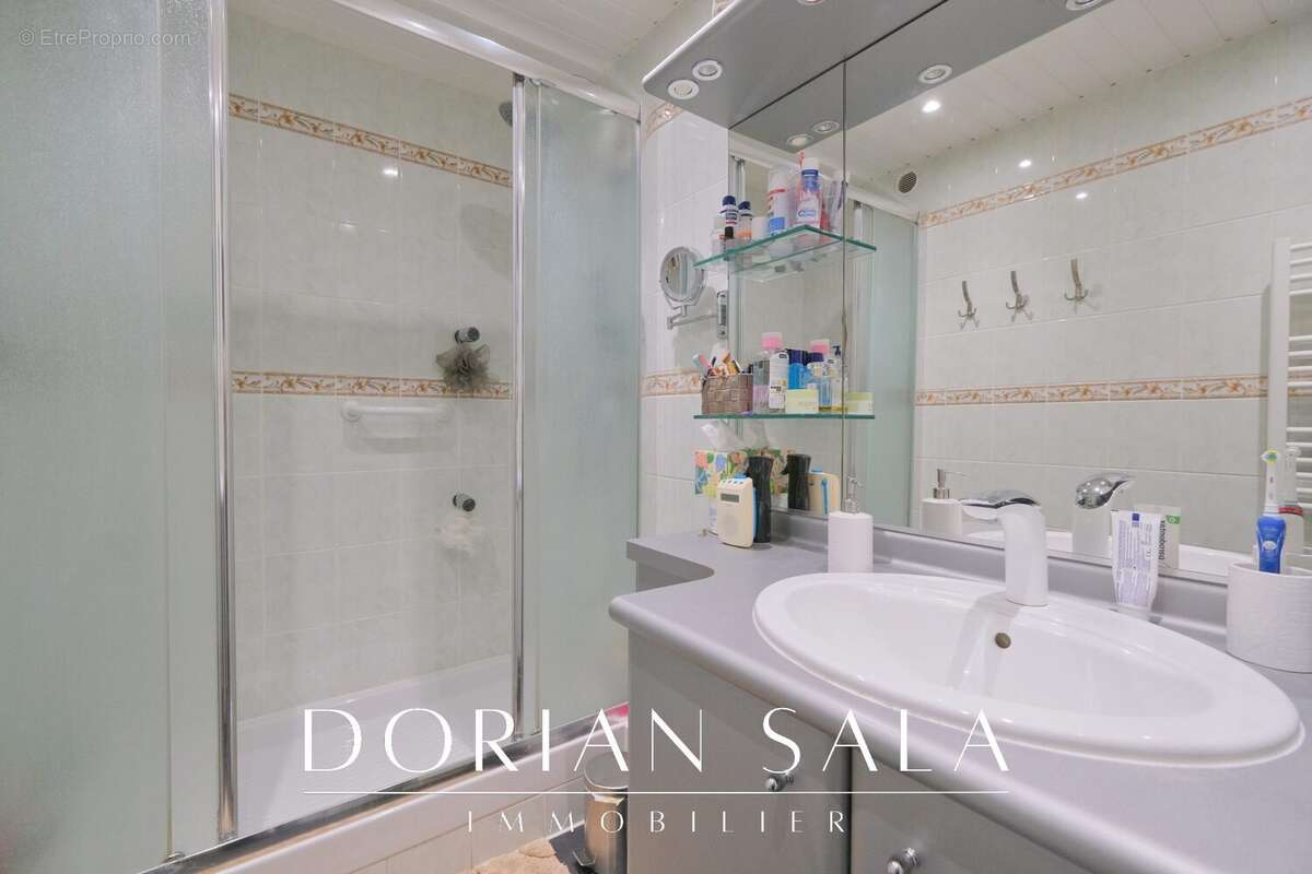 Appartement à MARSEILLE-10E