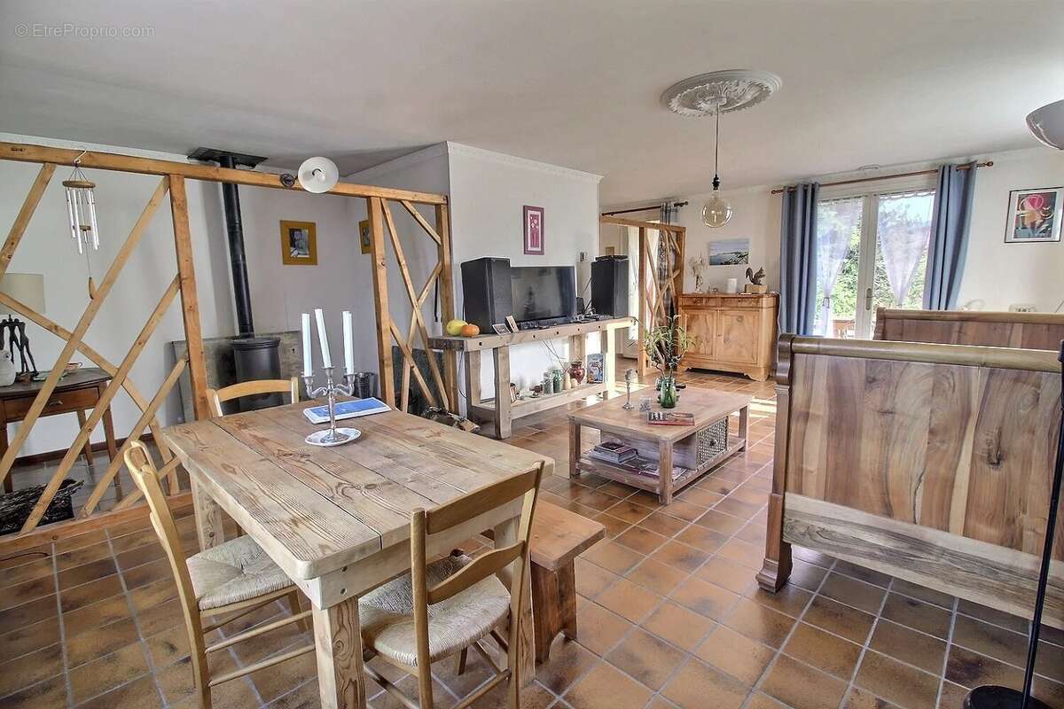 Maison à SAINT-ROMANS