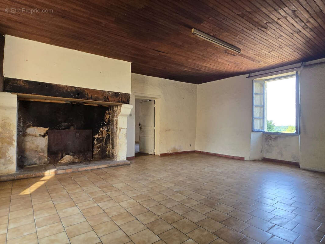 Maison à VILLAMBLARD