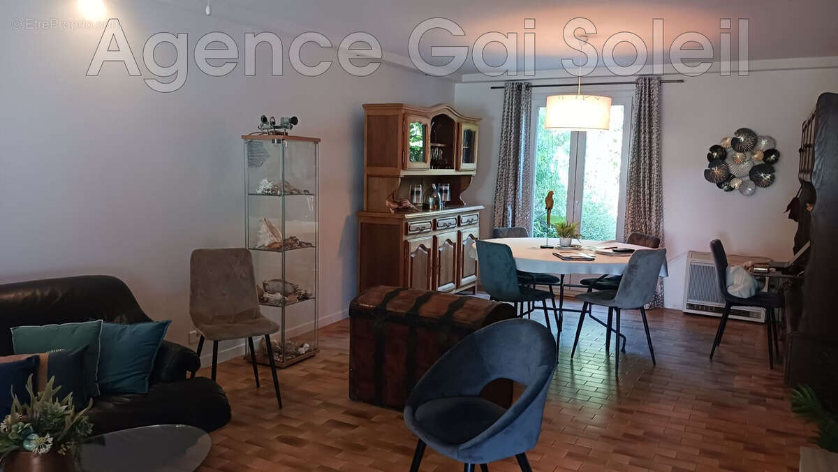 Maison à NISSAN-LEZ-ENSERUNE