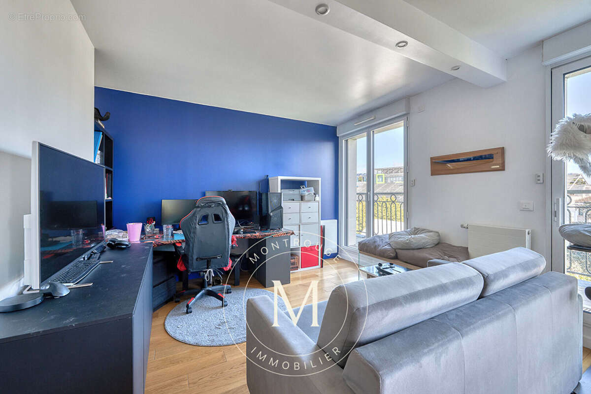 Appartement à MONTROUGE