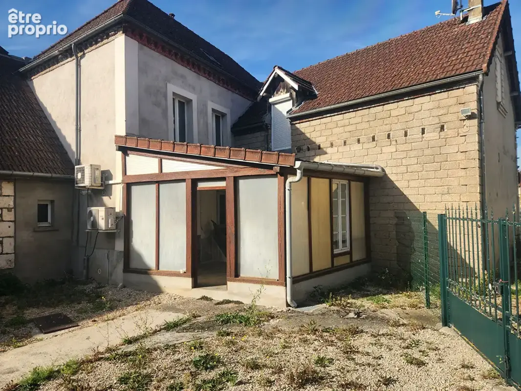 Ensemble immobilier à 20 minutes de TROYES. - photo 1