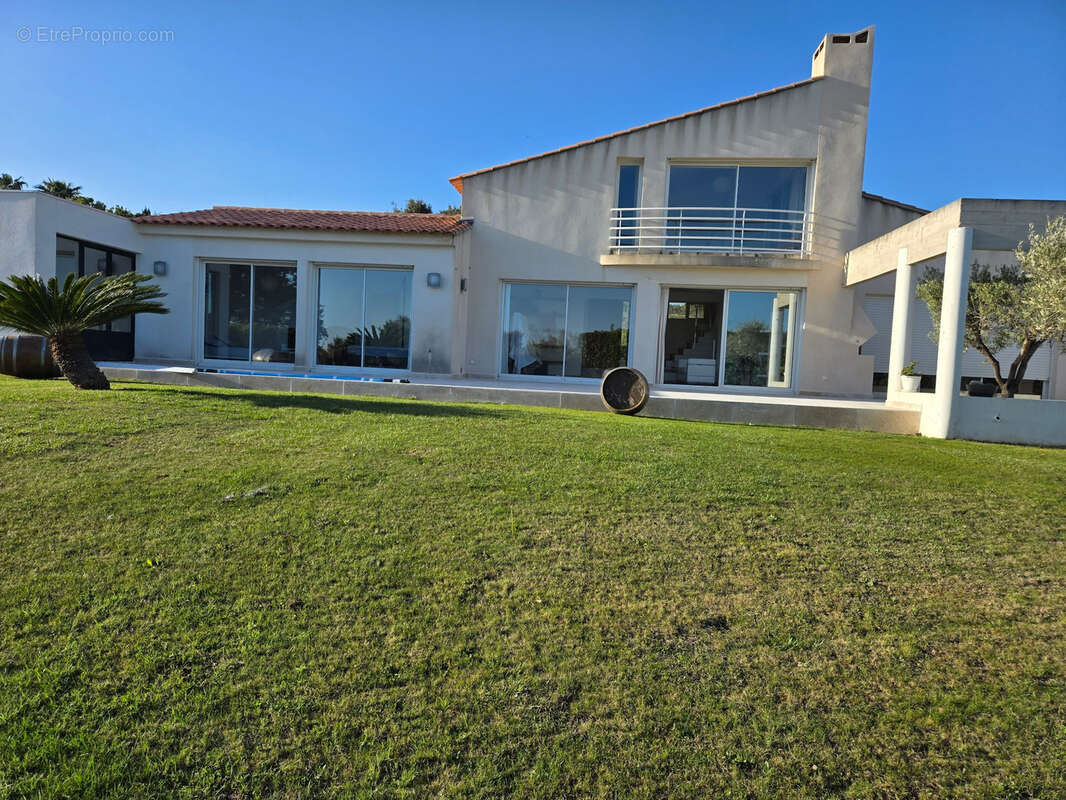 Maison à LA CADIERE-D'AZUR