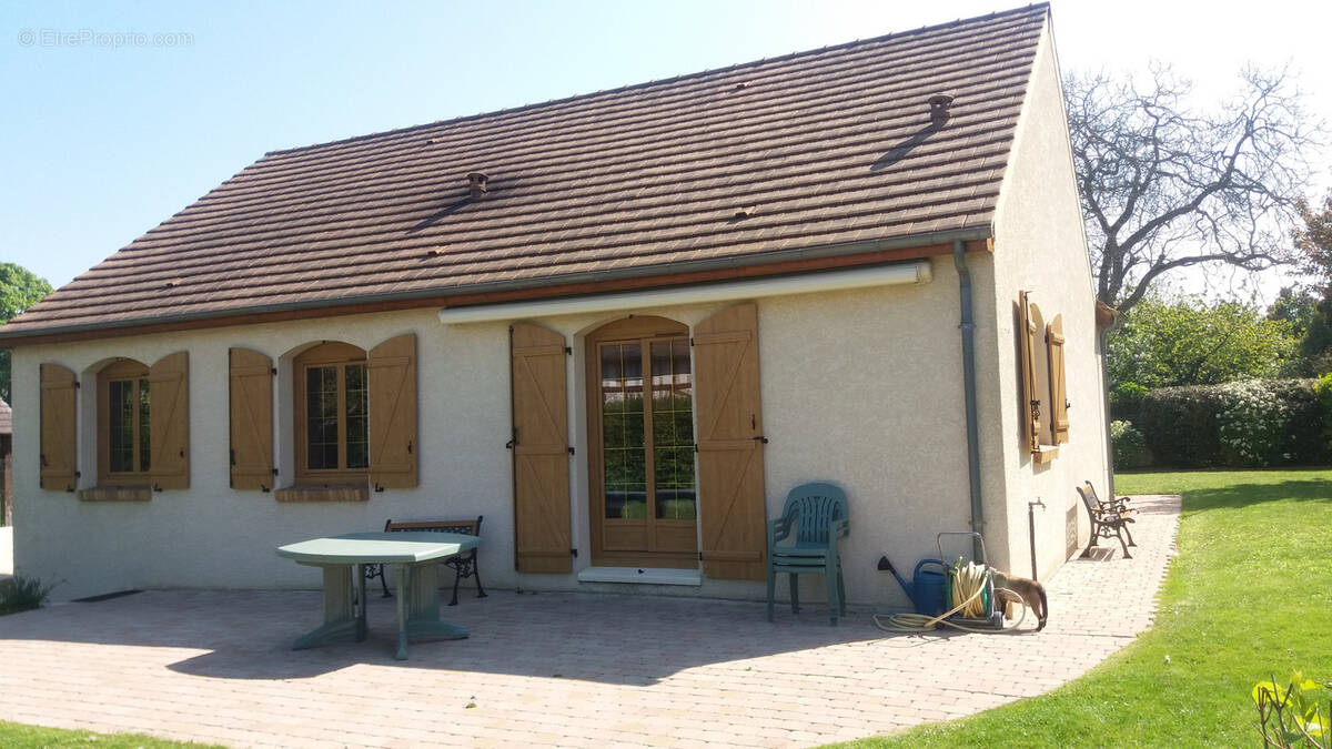 Maison à MAGNANVILLE