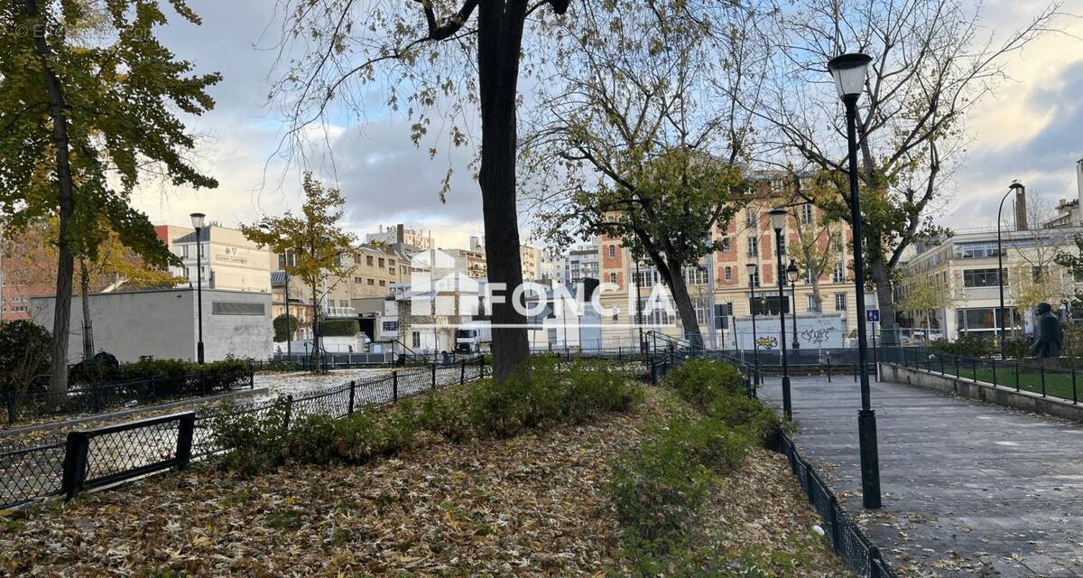 Parking à PARIS-10E