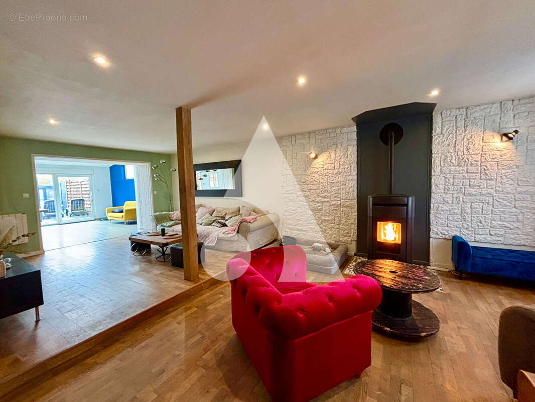 Maison à SIN-LE-NOBLE