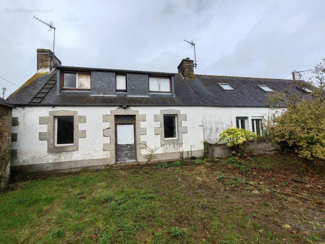 Maison à PLOUIGNEAU