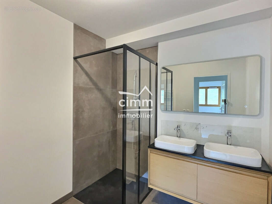 Appartement à SEYSSINS