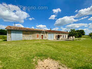 Maison à FONTAINES-D&#039;OZILLAC