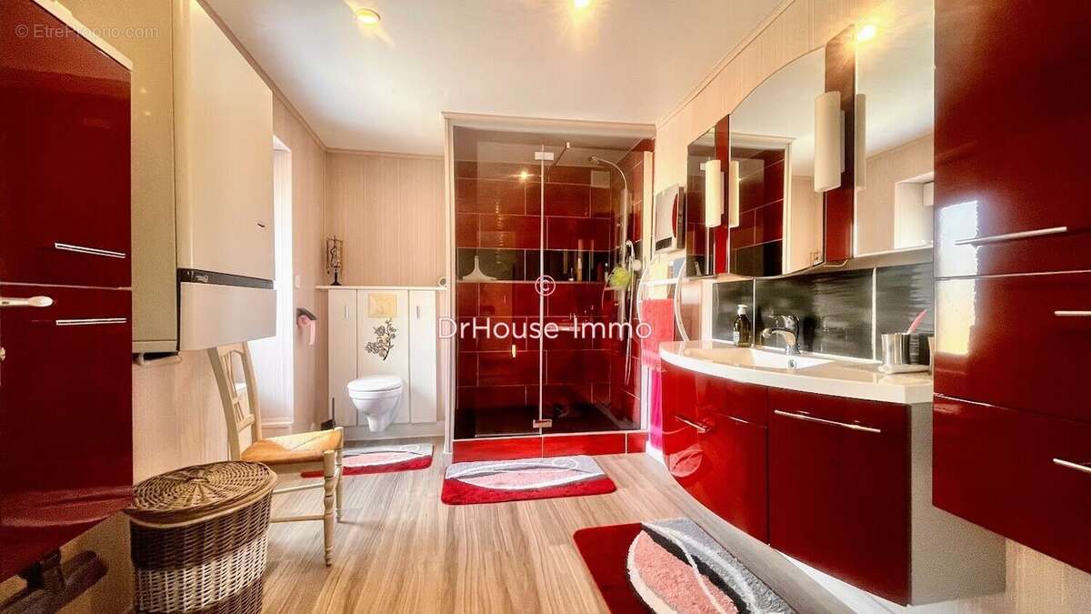 Maison à LA HAYE-DU-PUITS