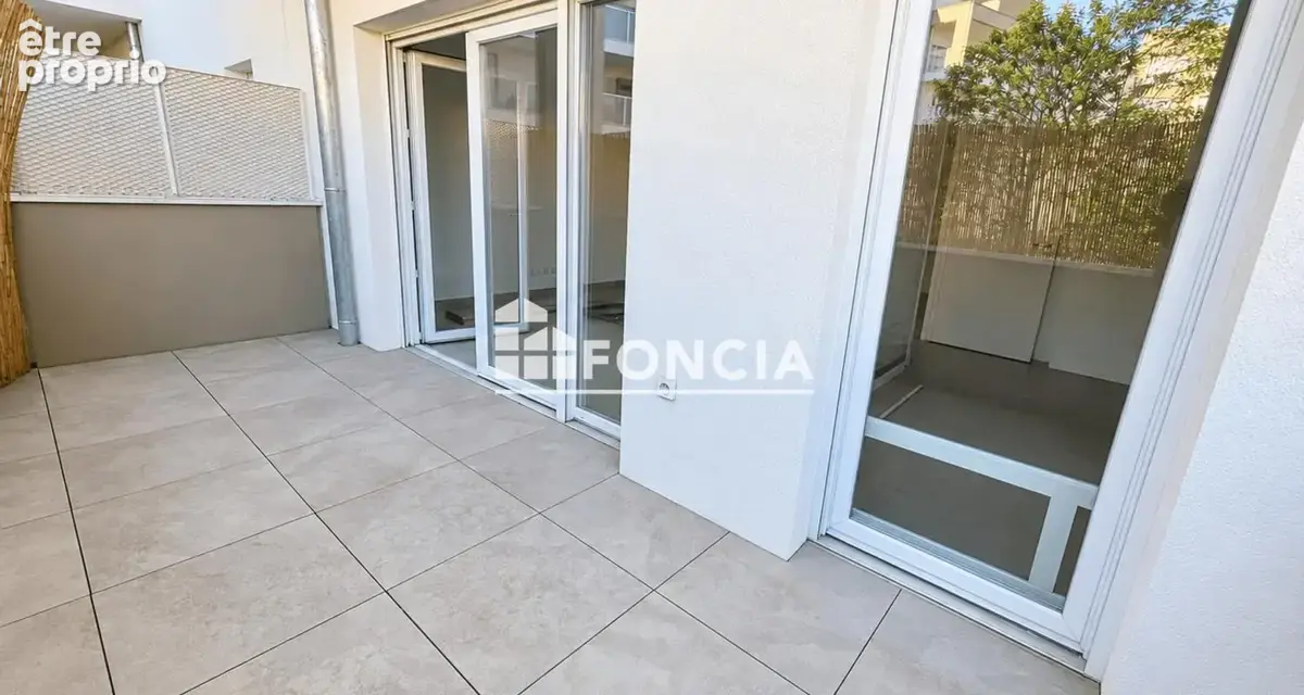 À vendre - villefranche-sur-saône – t2 récent avec balcon sur cour et box fermé - photo 6