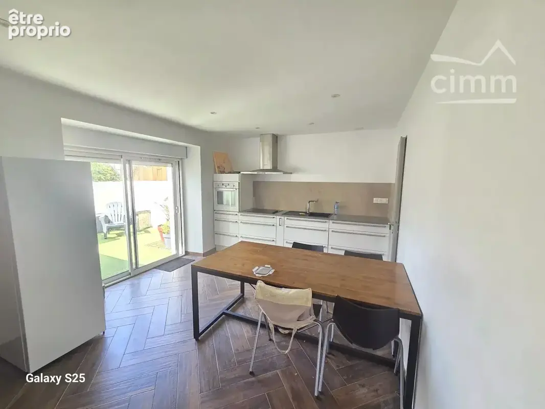 maison de bourg T5 de 153 m² au sol entièrement rénovée - photo 6