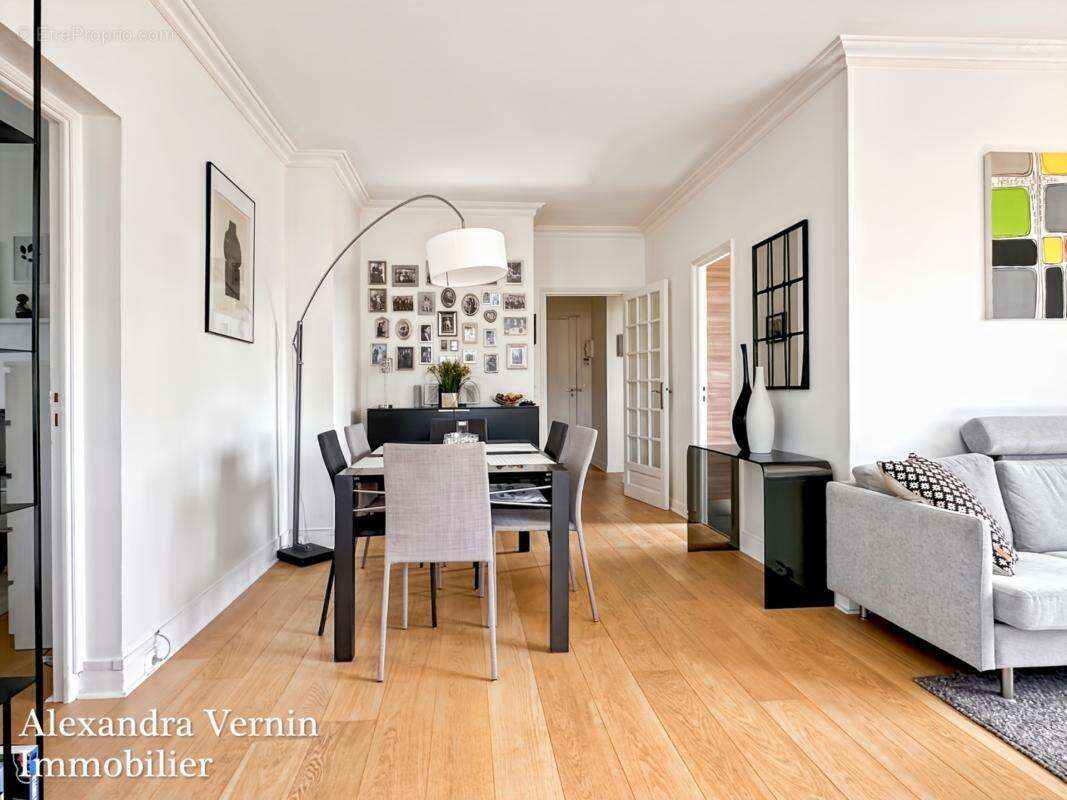 Appartement familial Saint-Germain-en-Laye rue de Tourville dernier étage refait à neuf - photo 7