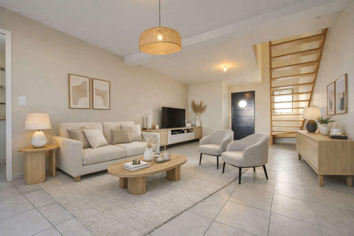 Maison à SAINTE-LUCE-SUR-LOIRE