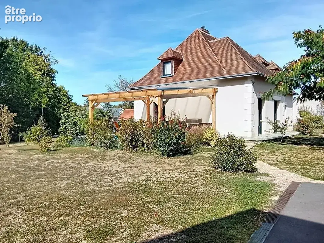 Maison à TOURNON-SAINT-MARTIN
