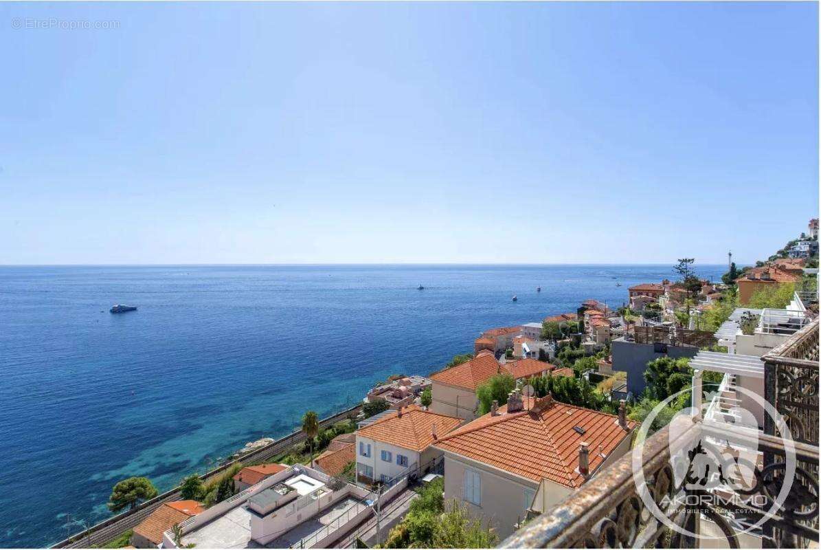 Appartement à ROQUEBRUNE-CAP-MARTIN