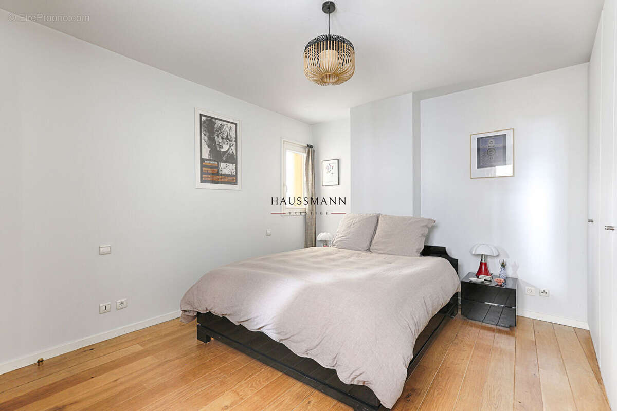 Appartement à PARIS-2E