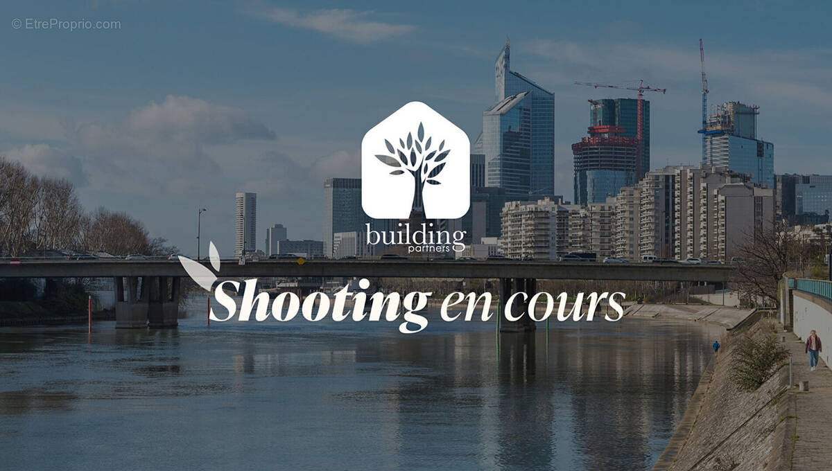 Appartement à COURBEVOIE