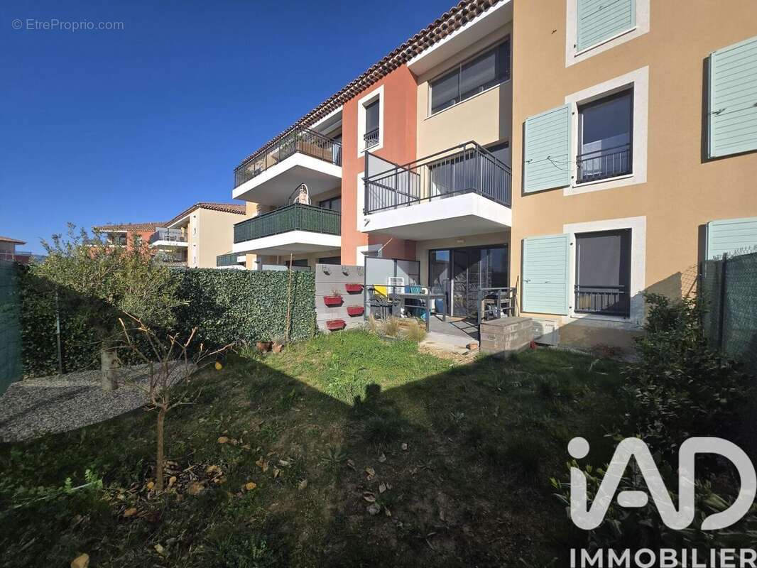 Photo 2 - Appartement à LE PUY-SAINTE-REPARADE
