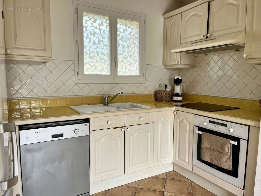 Maison à PLAN-DE-LA-TOUR