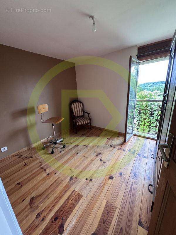 Maison à MERINCHAL