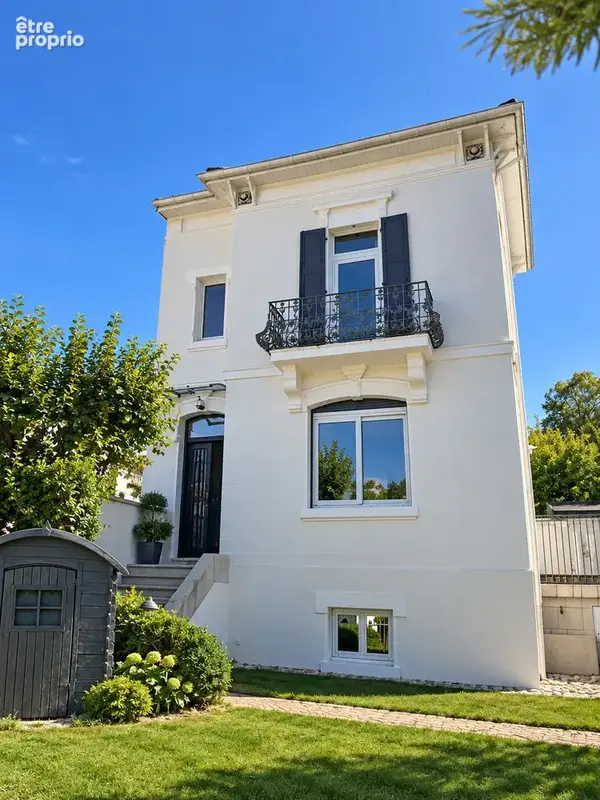 Maison à vendre à Oyonnax (01100) - photo 2