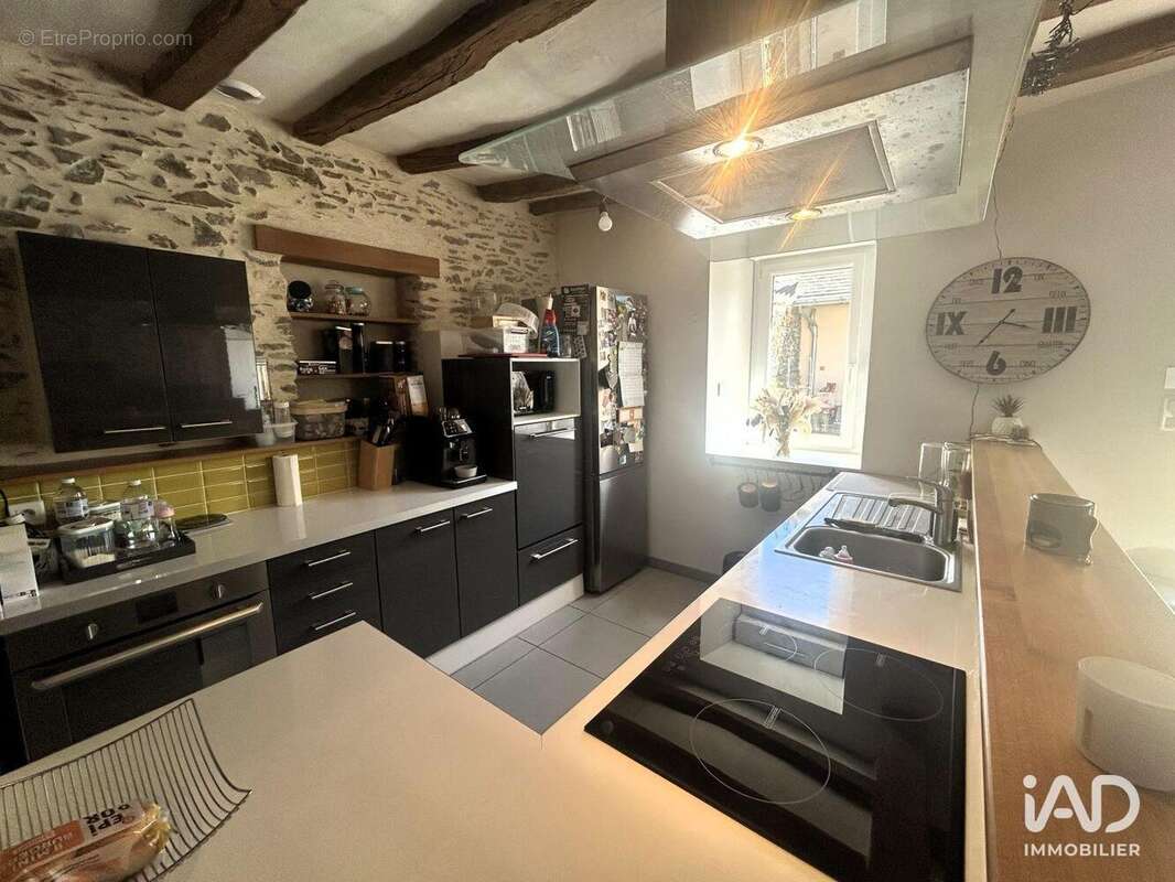 Photo 3 - Maison à LE MESNIL-EN-VALLEE