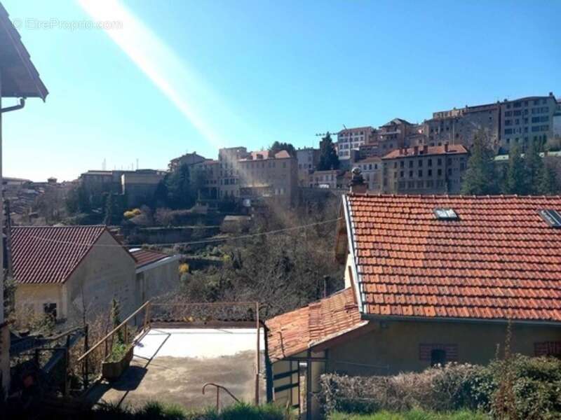 La ville à la campagne : un bien rare aux multiples possibilités - photo 3