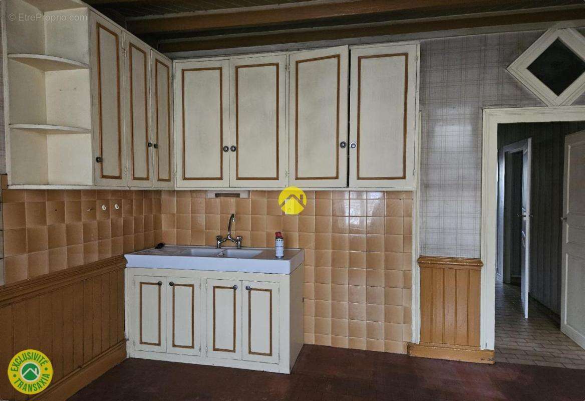 Maison à BIZENEUILLE