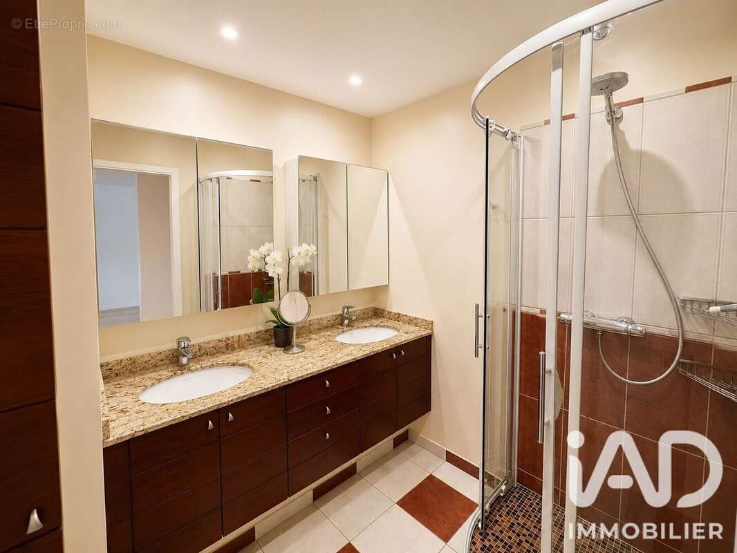 Appartement 75 m² à Mandelieu-La-Napoule  - photo 7