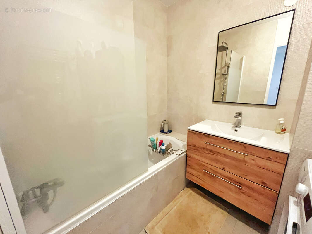 Appartement à LYON-9E