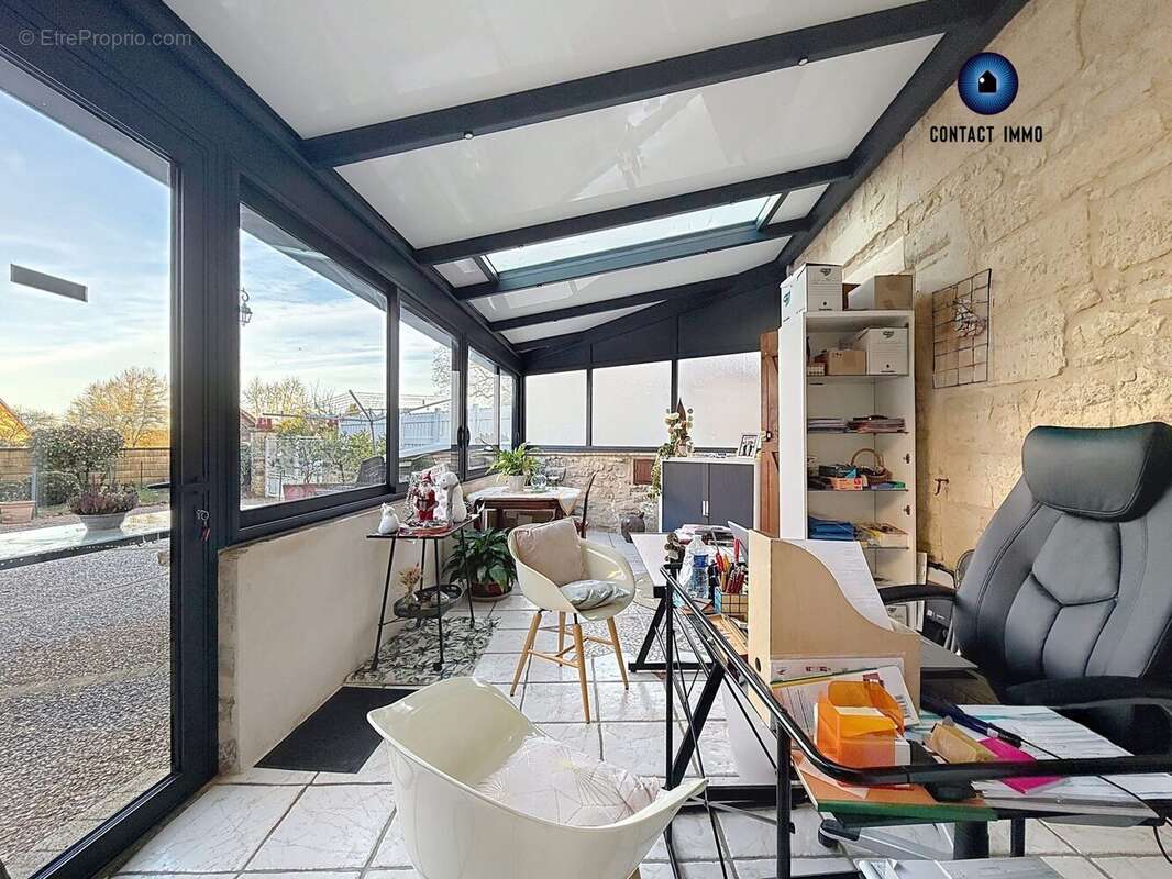 Maison à TERRASSON-LAVILLEDIEU