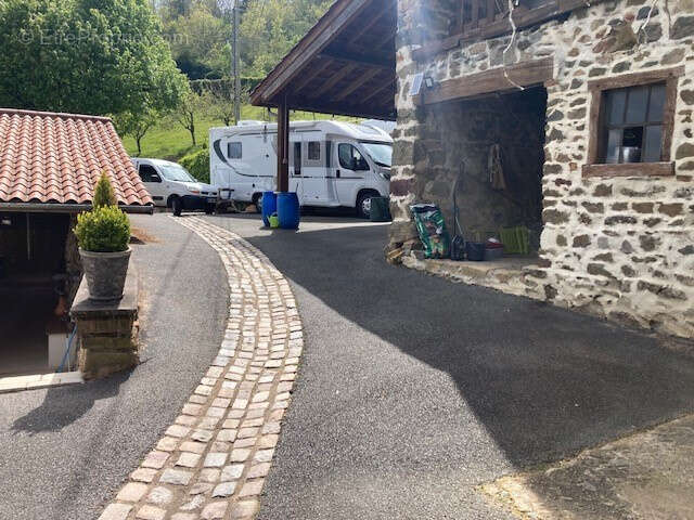 Maison à SAINT-CLEMENT-SUR-VALSONNE