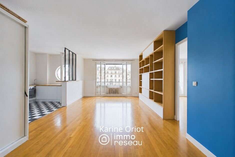 Appartement à PARIS-17E