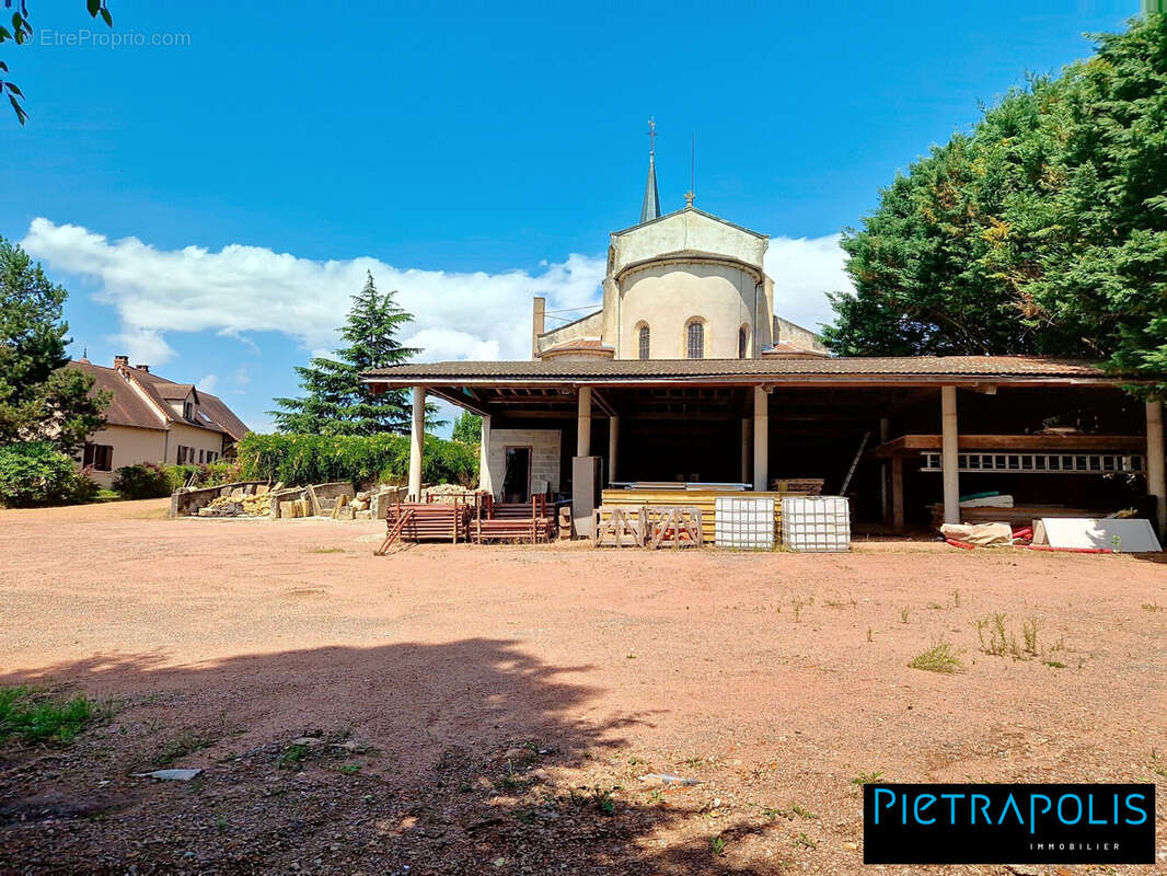 Maison à LA CLAYETTE