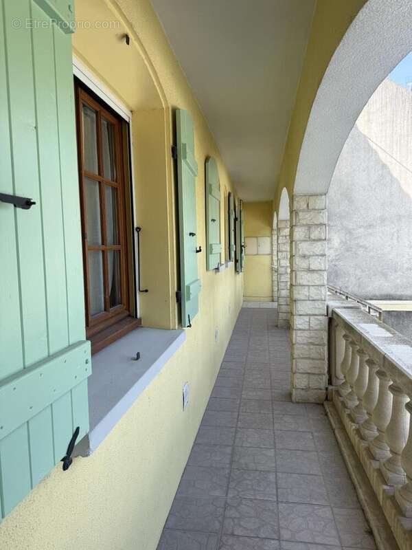Maison à CRUAS
