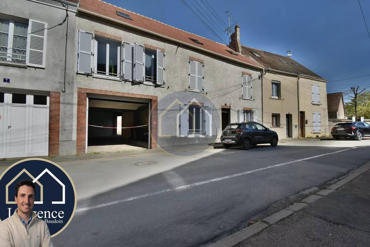 Appartement à AUNEAU