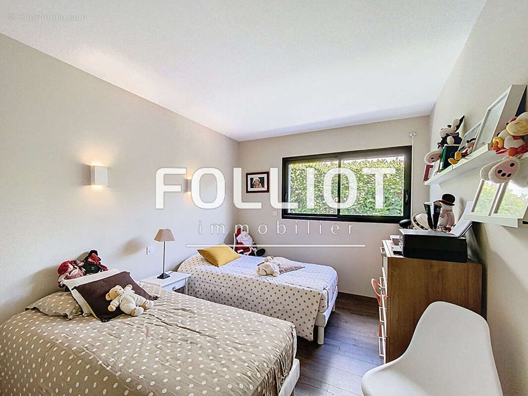 Maison à SAINT-PAIR-SUR-MER