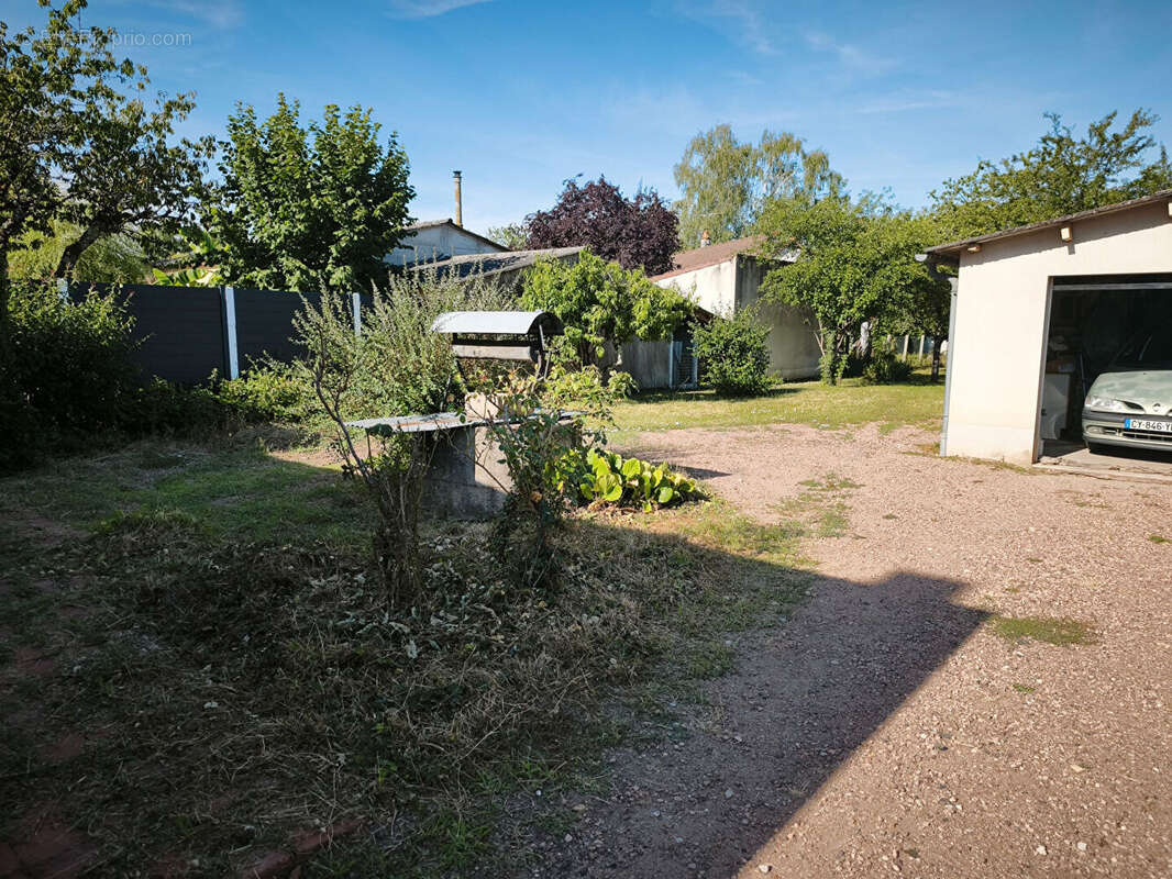 Maison à FOURCHAMBAULT