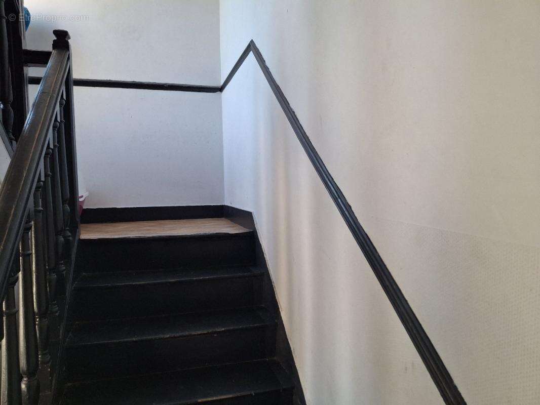 Appartement à FONTENAY-SOUS-BOIS