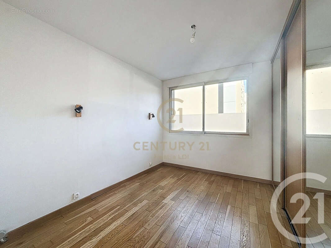 Appartement à LYON-8E