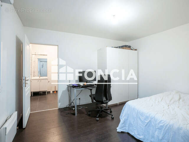 Appartement à SARTROUVILLE